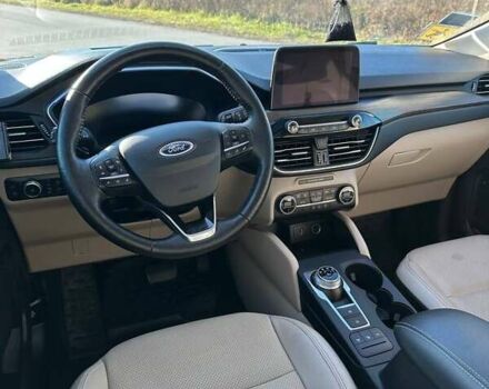 Черный Форд Эскейп, объемом двигателя 2.49 л и пробегом 85 тыс. км за 19999 $, фото 5 на Automoto.ua