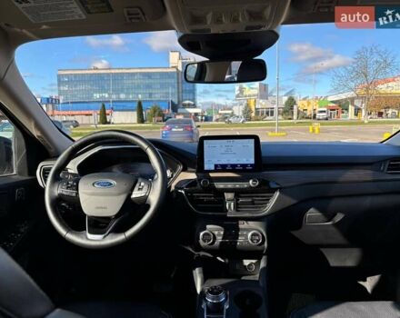 Черный Форд Эскейп, объемом двигателя 2 л и пробегом 88 тыс. км за 18700 $, фото 15 на Automoto.ua