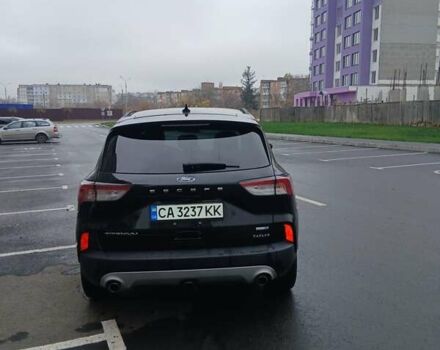 Черный Форд Эскейп, объемом двигателя 2 л и пробегом 130 тыс. км за 17200 $, фото 15 на Automoto.ua