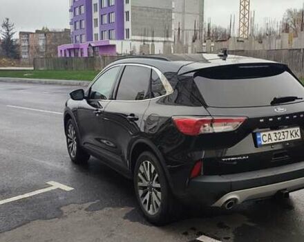 Черный Форд Эскейп, объемом двигателя 2 л и пробегом 130 тыс. км за 17200 $, фото 6 на Automoto.ua