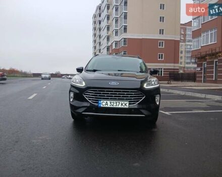 Черный Форд Эскейп, объемом двигателя 2 л и пробегом 130 тыс. км за 17200 $, фото 19 на Automoto.ua