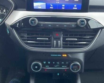 Черный Форд Эскейп, объемом двигателя 1.5 л и пробегом 73 тыс. км за 16500 $, фото 9 на Automoto.ua