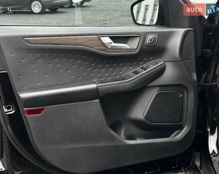 Черный Форд Эскейп, объемом двигателя 2.49 л и пробегом 119 тыс. км за 21799 $, фото 19 на Automoto.ua