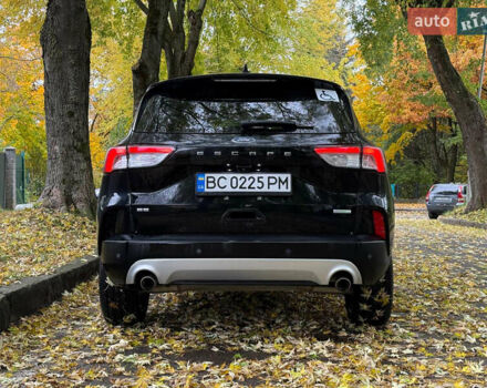 Черный Форд Эскейп, объемом двигателя 1.5 л и пробегом 67 тыс. км за 16200 $, фото 1 на Automoto.ua