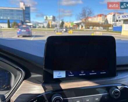 Черный Форд Эскейп, объемом двигателя 2 л и пробегом 88 тыс. км за 18700 $, фото 19 на Automoto.ua