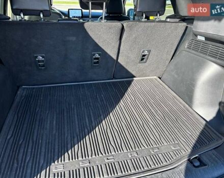 Черный Форд Эскейп, объемом двигателя 2 л и пробегом 88 тыс. км за 18700 $, фото 11 на Automoto.ua