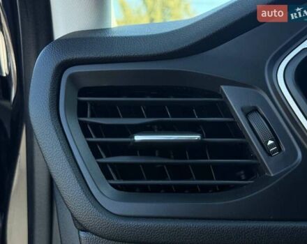 Черный Форд Эскейп, объемом двигателя 2.5 л и пробегом 80 тыс. км за 20800 $, фото 27 на Automoto.ua