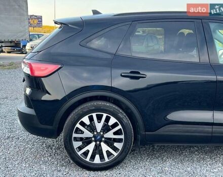 Форд Эскейп 2020 в Львове на Automoto.ua Черный Форд Эскейп, объемом двигателя 2.5 л и пробегом 165 тыс. км за 22790 $, фото 8 на Automoto.ua