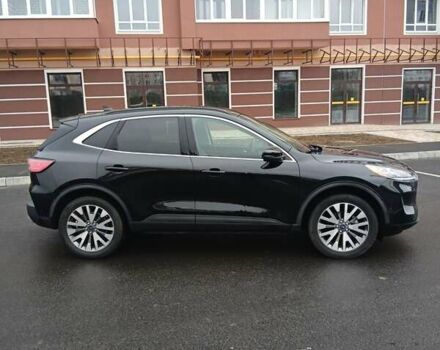 Черный Форд Эскейп, объемом двигателя 2 л и пробегом 130 тыс. км за 17200 $, фото 17 на Automoto.ua