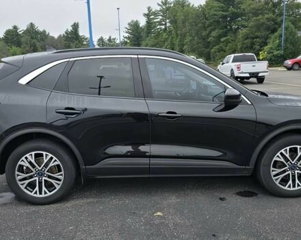 Чорний Форд Ескейп, об'ємом двигуна 2 л та пробігом 37 тис. км за 10900 $, фото 6 на Automoto.ua