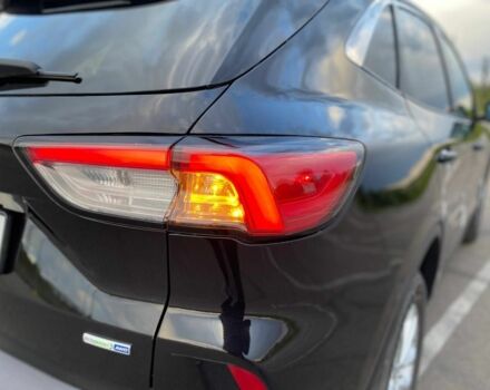 Черный Форд Эскейп, объемом двигателя 1.5 л и пробегом 121 тыс. км за 14000 $, фото 4 на Automoto.ua