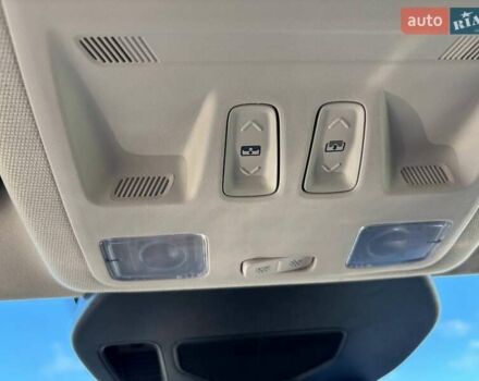 Черный Форд Эскейп, объемом двигателя 2 л и пробегом 88 тыс. км за 18700 $, фото 14 на Automoto.ua