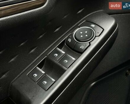 Черный Форд Эскейп, объемом двигателя 2.49 л и пробегом 119 тыс. км за 21799 $, фото 20 на Automoto.ua