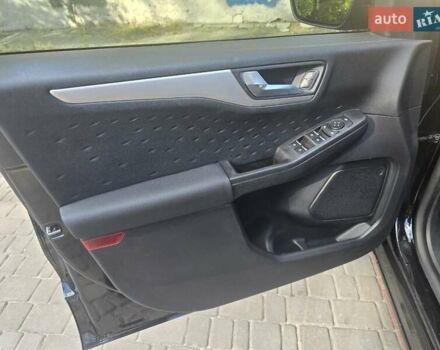 Черный Форд Эскейп, объемом двигателя 2.49 л и пробегом 115 тыс. км за 20000 $, фото 16 на Automoto.ua