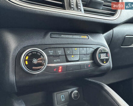 Черный Форд Эскейп, объемом двигателя 2.49 л и пробегом 62 тыс. км за 21000 $, фото 20 на Automoto.ua