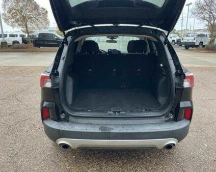 Черный Форд Эскейп, объемом двигателя 1.5 л и пробегом 73 тыс. км за 16500 $, фото 5 на Automoto.ua