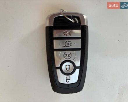 Черный Форд Эскейп, объемом двигателя 2 л и пробегом 88 тыс. км за 18700 $, фото 32 на Automoto.ua