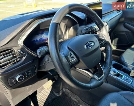 Черный Форд Эскейп, объемом двигателя 2 л и пробегом 88 тыс. км за 18700 $, фото 16 на Automoto.ua
