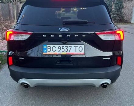 Чорний Форд Ескейп, об'ємом двигуна 1.5 л та пробігом 124 тис. км за 15000 $, фото 1 на Automoto.ua