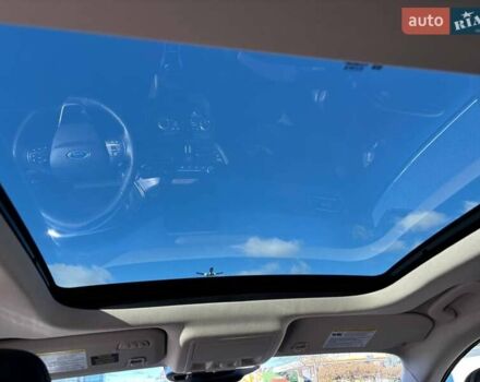 Черный Форд Эскейп, объемом двигателя 2 л и пробегом 88 тыс. км за 18700 $, фото 13 на Automoto.ua