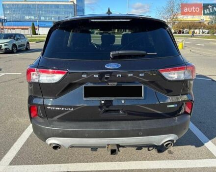 Черный Форд Эскейп, объемом двигателя 2 л и пробегом 88 тыс. км за 18700 $, фото 8 на Automoto.ua