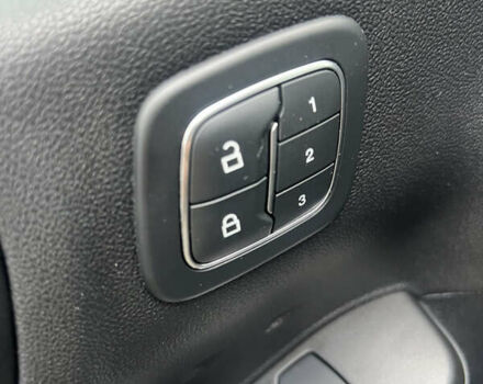 Чорний Форд Ескейп, об'ємом двигуна 2.49 л та пробігом 135 тис. км за 23500 $, фото 5 на Automoto.ua