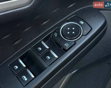 Черный Форд Эскейп, объемом двигателя 2.5 л и пробегом 80 тыс. км за 20800 $, фото 19 на Automoto.ua