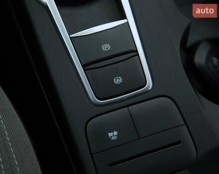 Черный Форд Эскейп, объемом двигателя 0 л и пробегом 101 тыс. км за 20000 $, фото 19 на Automoto.ua