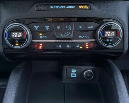 Черный Форд Эскейп, объемом двигателя 2.5 л и пробегом 117 тыс. км за 22650 $, фото 15 на Automoto.ua