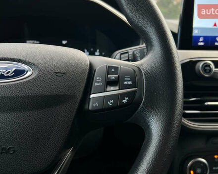 Чорний Форд Ескейп, об'ємом двигуна 1.5 л та пробігом 46 тис. км за 16300 $, фото 10 на Automoto.ua