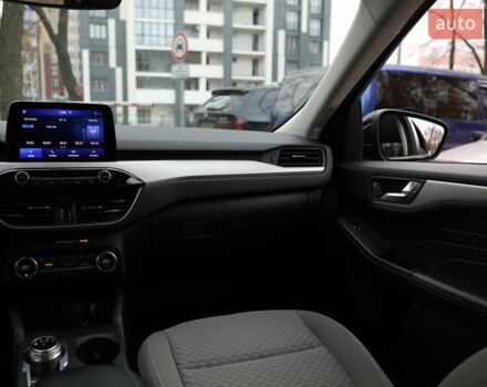 Черный Форд Эскейп, объемом двигателя 0 л и пробегом 101 тыс. км за 20000 $, фото 13 на Automoto.ua