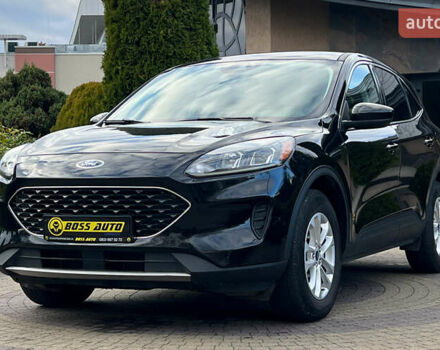 Чорний Форд Ескейп, об'ємом двигуна 1.5 л та пробігом 46 тис. км за 16300 $, фото 2 на Automoto.ua