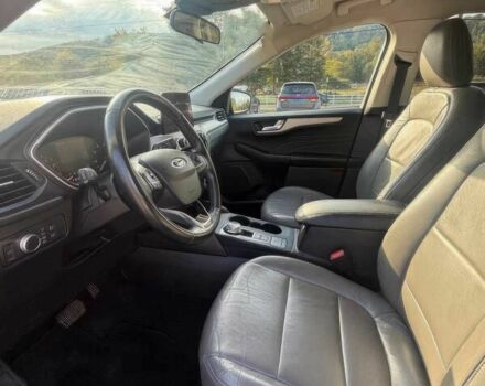 Черный Форд Эскейп, объемом двигателя 1.5 л и пробегом 30 тыс. км за 13100 $, фото 7 на Automoto.ua