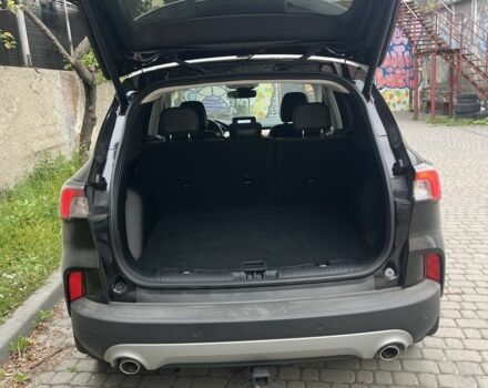 Черный Форд Эскейп, объемом двигателя 0 л и пробегом 60 тыс. км за 23300 $, фото 4 на Automoto.ua