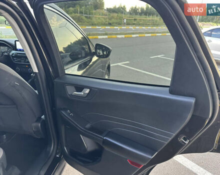 Черный Форд Эскейп, объемом двигателя 1.5 л и пробегом 53 тыс. км за 16900 $, фото 25 на Automoto.ua