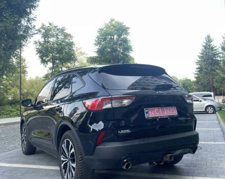 Черный Форд Эскейп, объемом двигателя 2 л и пробегом 74 тыс. км за 21500 $, фото 3 на Automoto.ua