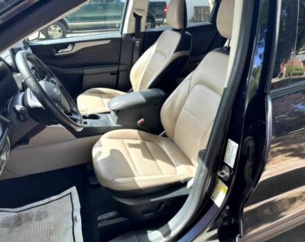 Черный Форд Эскейп, объемом двигателя 1.5 л и пробегом 18 тыс. км за 12300 $, фото 8 на Automoto.ua