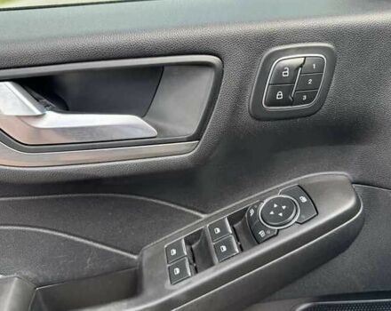 Чорний Форд Ескейп, об'ємом двигуна 2 л та пробігом 119 тис. км за 13900 $, фото 6 на Automoto.ua