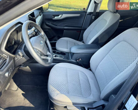 Черный Форд Эскейп, объемом двигателя 1.5 л и пробегом 68 тыс. км за 16500 $, фото 15 на Automoto.ua