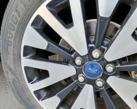 Черный Форд Эскейп, объемом двигателя 0 л и пробегом 64 тыс. км за 12400 $, фото 3 на Automoto.ua