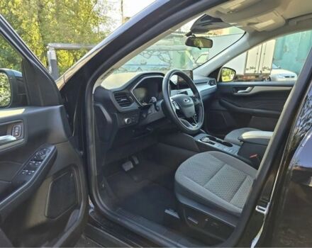 Черный Форд Эскейп, объемом двигателя 1.5 л и пробегом 56 тыс. км за 9600 $, фото 6 на Automoto.ua