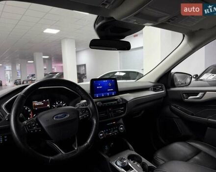Чорний Форд Ескейп, об'ємом двигуна 1.5 л та пробігом 177 тис. км за 17000 $, фото 24 на Automoto.ua