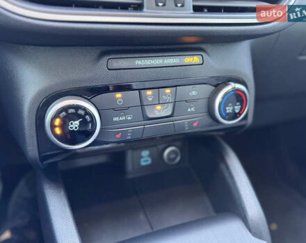 Черный Форд Эскейп, объемом двигателя 1.5 л и пробегом 68 тыс. км за 16500 $, фото 22 на Automoto.ua