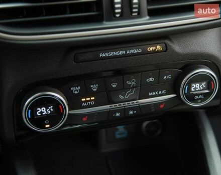 Черный Форд Эскейп, объемом двигателя 0 л и пробегом 101 тыс. км за 20000 $, фото 17 на Automoto.ua