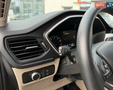 Черный Форд Эскейп, объемом двигателя 1.5 л и пробегом 89 тыс. км за 15199 $, фото 41 на Automoto.ua