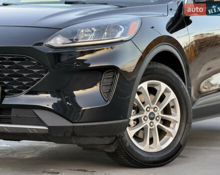 Чорний Форд Ескейп, об'ємом двигуна 2.49 л та пробігом 117 тис. км за 22650 $, фото 2 на Automoto.ua