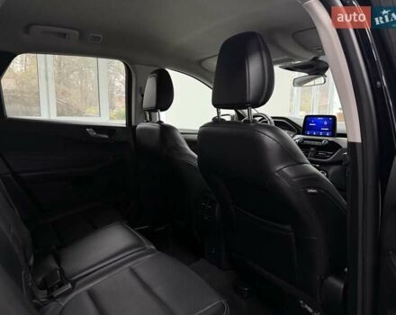 Чорний Форд Ескейп, об'ємом двигуна 1.5 л та пробігом 177 тис. км за 17000 $, фото 26 на Automoto.ua