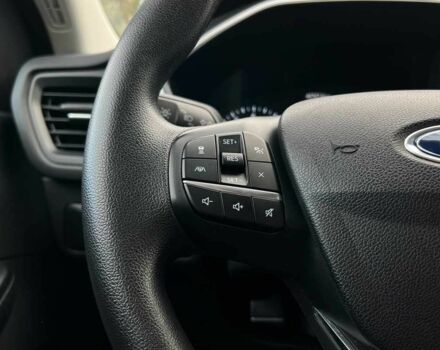 Чорний Форд Ескейп, об'ємом двигуна 1.5 л та пробігом 46 тис. км за 16300 $, фото 9 на Automoto.ua