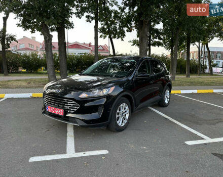 Черный Форд Эскейп, объемом двигателя 1.5 л и пробегом 53 тыс. км за 16900 $, фото 4 на Automoto.ua
