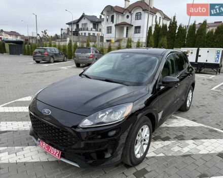 Черный Форд Эскейп, объемом двигателя 1.5 л и пробегом 89 тыс. км за 15199 $, фото 3 на Automoto.ua